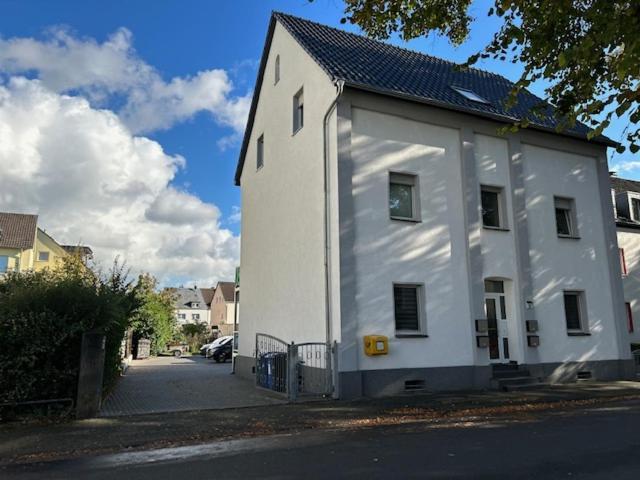 Rheinischer Hof Appartements Leverkusen Exterior photo